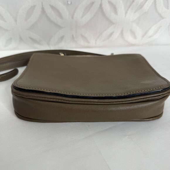 Marni Sculpture Leather Flap Olive Taupe Shoulder Bag - Picture 6 of 16